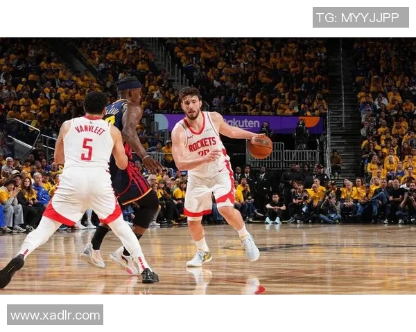 2020年NBA季后赛火箭对雷霆的精彩对决结果分析与回顾