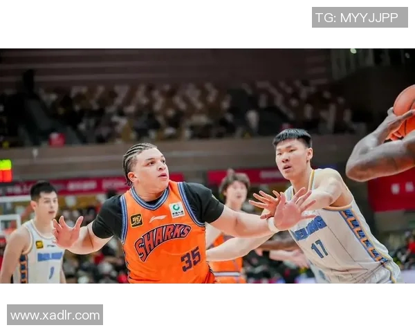 CBA新疆队对阵上海队精彩视频直播全程回顾与赛后分析